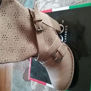 Bucco boots 7 NIB